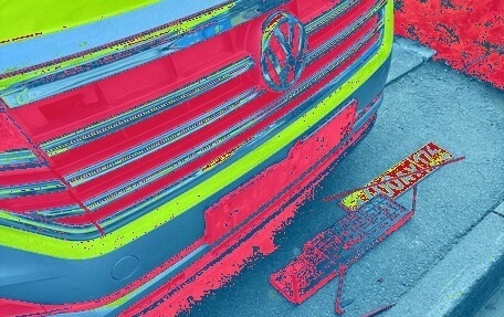 Volkswagen Touareg III, 2018 год, 4 800 000 рублей, 9 фотография