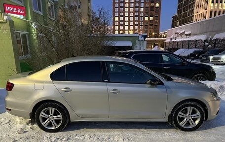 Volkswagen Jetta VI, 2014 год, 1 000 000 рублей, 2 фотография