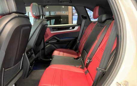 Porsche Cayenne III, 2024 год, 15 497 000 рублей, 14 фотография