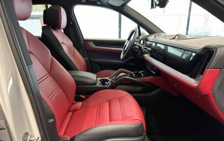 Porsche Cayenne III, 2024 год, 15 497 000 рублей, 20 фотография