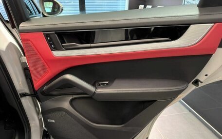 Porsche Cayenne III, 2024 год, 15 497 000 рублей, 19 фотография