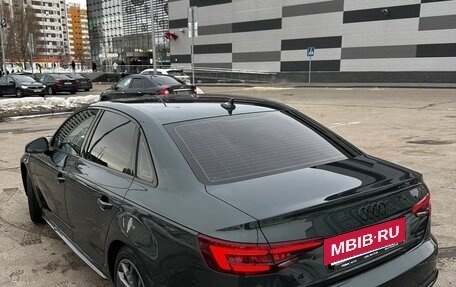 Audi A4, 2018 год, 2 850 000 рублей, 6 фотография