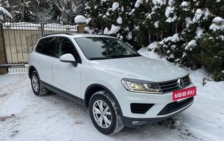 Volkswagen Touareg III, 2016 год, 3 550 000 рублей, 2 фотография