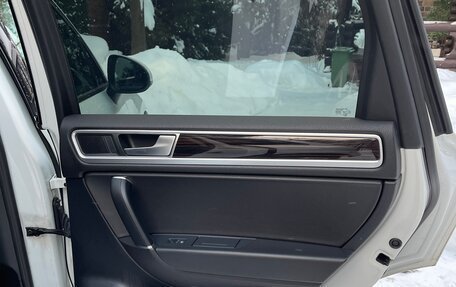 Volkswagen Touareg III, 2016 год, 3 550 000 рублей, 22 фотография