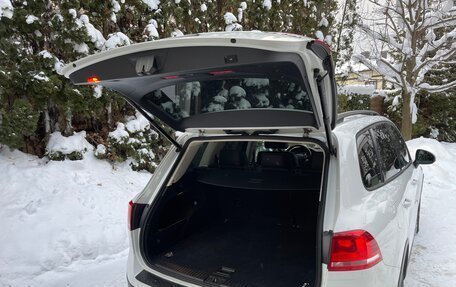 Volkswagen Touareg III, 2016 год, 3 550 000 рублей, 28 фотография