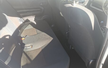 Toyota Aqua I, 2020 год, 1 400 000 рублей, 10 фотография