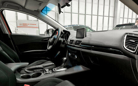 Mazda 3, 2015 год, 1 650 000 рублей, 13 фотография