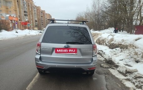 Subaru Forester, 2011 год, 950 000 рублей, 6 фотография
