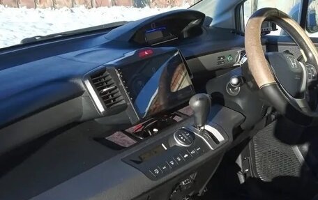 Honda Freed I, 2013 год, 1 280 000 рублей, 3 фотография