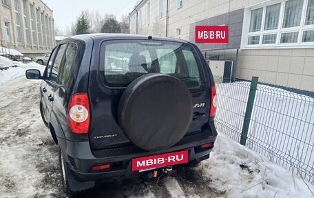 Chevrolet Niva I рестайлинг, 2017 год, 600 000 рублей, 2 фотография
