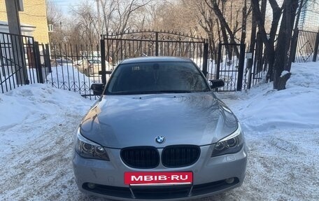 BMW 5 серия, 2004 год, 850 000 рублей, 2 фотография