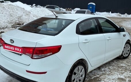 KIA Rio III рестайлинг, 2015 год, 890 000 рублей, 4 фотография