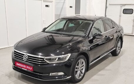 Volkswagen Passat B8 рестайлинг, 2017 год, 1 870 000 рублей, 1 фотография