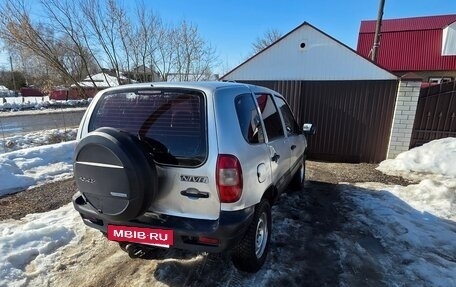 Chevrolet Niva I рестайлинг, 2003 год, 175 000 рублей, 4 фотография