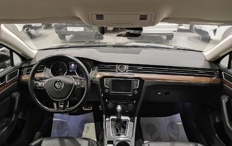 Volkswagen Passat B8 рестайлинг, 2017 год, 1 870 000 рублей, 9 фотография