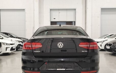 Volkswagen Passat B8 рестайлинг, 2017 год, 1 870 000 рублей, 5 фотография