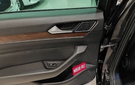 Volkswagen Passat B8 рестайлинг, 2017 год, 1 870 000 рублей, 18 фотография