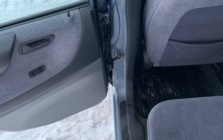 Suzuki Liana, 2001 год, 300 000 рублей, 9 фотография