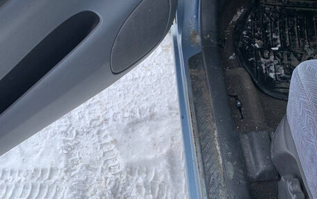 Suzuki Liana, 2001 год, 300 000 рублей, 10 фотография