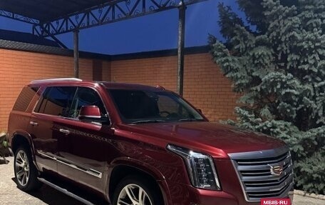 Cadillac Escalade IV, 2016 год, 3 850 000 рублей, 2 фотография