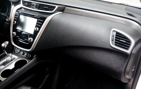 Nissan Murano, 2018 год, 3 350 000 рублей, 15 фотография