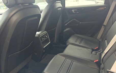 Porsche Cayenne III, 2022 год, 10 300 000 рублей, 7 фотография