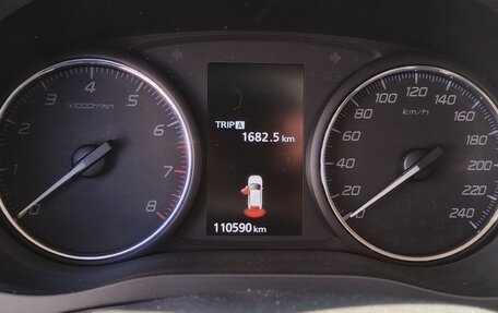 Mitsubishi Outlander III рестайлинг 3, 2018 год, 2 050 000 рублей, 10 фотография