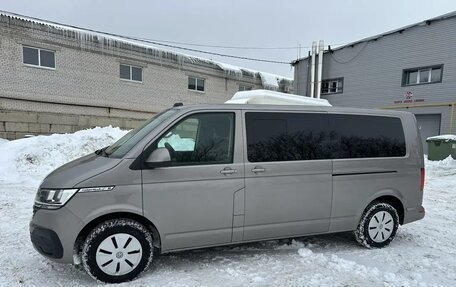 Volkswagen Caravelle T6 рестайлинг, 2020 год, 4 390 000 рублей, 1 фотография