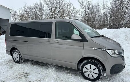 Volkswagen Caravelle T6 рестайлинг, 2020 год, 4 390 000 рублей, 4 фотография