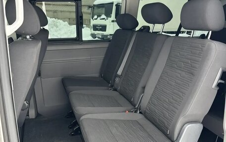 Volkswagen Caravelle T6 рестайлинг, 2020 год, 4 390 000 рублей, 17 фотография