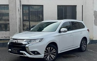 Mitsubishi Outlander III рестайлинг 3, 2022 год, 1 890 002 рублей, 1 фотография