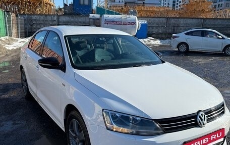 Volkswagen Jetta VI, 2013 год, 1 500 000 рублей, 4 фотография