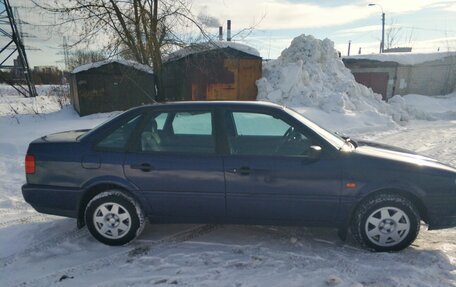 Volkswagen Passat B4, 1995 год, 300 000 рублей, 5 фотография