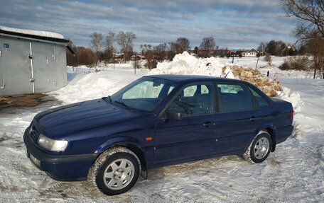Volkswagen Passat B4, 1995 год, 300 000 рублей, 14 фотография