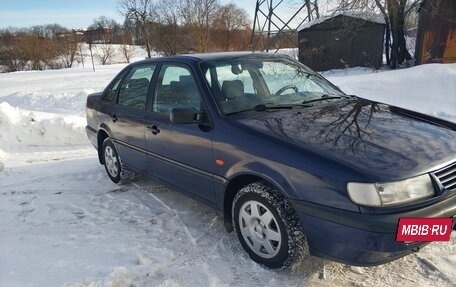 Volkswagen Passat B4, 1995 год, 300 000 рублей, 11 фотография
