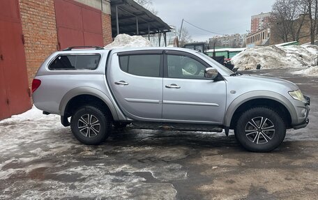 Mitsubishi L200 IV рестайлинг, 2012 год, 1 350 000 рублей, 2 фотография