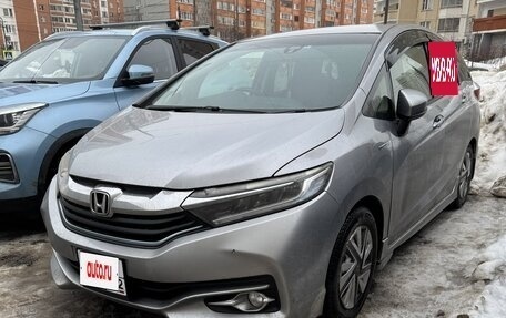 Honda Shuttle II, 2016 год, 1 550 000 рублей, 3 фотография