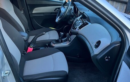 Chevrolet Cruze II, 2012 год, 860 000 рублей, 6 фотография