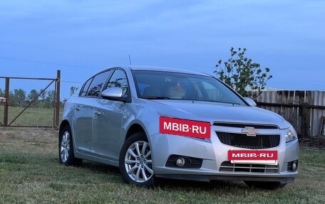 Chevrolet Cruze II, 2012 год, 860 000 рублей, 5 фотография