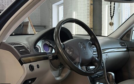 Mercedes-Benz E-Класс, 2004 год, 750 000 рублей, 17 фотография