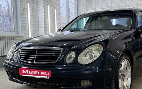 Mercedes-Benz E-Класс, 2004 год, 750 000 рублей, 24 фотография