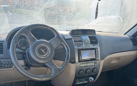 ЛуАЗ Patriot, 2013 год, 680 000 рублей, 12 фотография