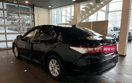Toyota Camry, 2018 год, 2 550 000 рублей, 5 фотография