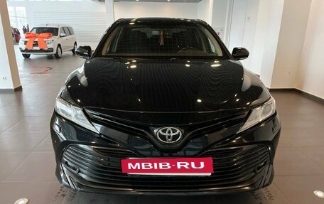 Toyota Camry, 2018 год, 2 550 000 рублей, 8 фотография