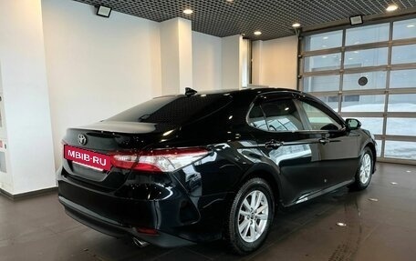 Toyota Camry, 2018 год, 2 550 000 рублей, 3 фотография