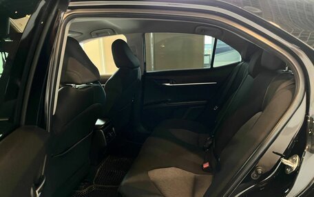 Toyota Camry, 2018 год, 2 550 000 рублей, 22 фотография