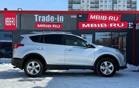Toyota RAV4, 2014 год, 1 749 000 рублей, 13 фотография