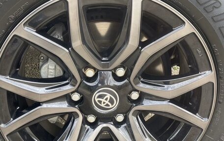 Toyota Hilux VIII, 2022 год, 5 700 000 рублей, 14 фотография