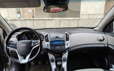 Chevrolet Cruze II, 2013 год, 820 000 рублей, 11 фотография