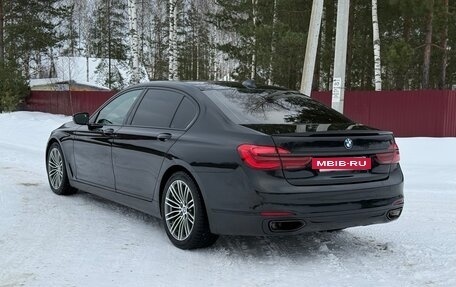 BMW 7 серия, 2017 год, 2 340 000 рублей, 3 фотография